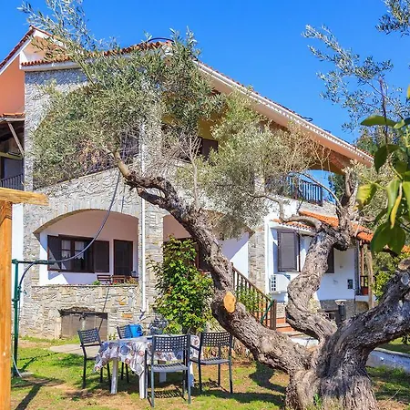 George's House * Sithonia