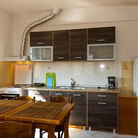 George's House Nyaraló